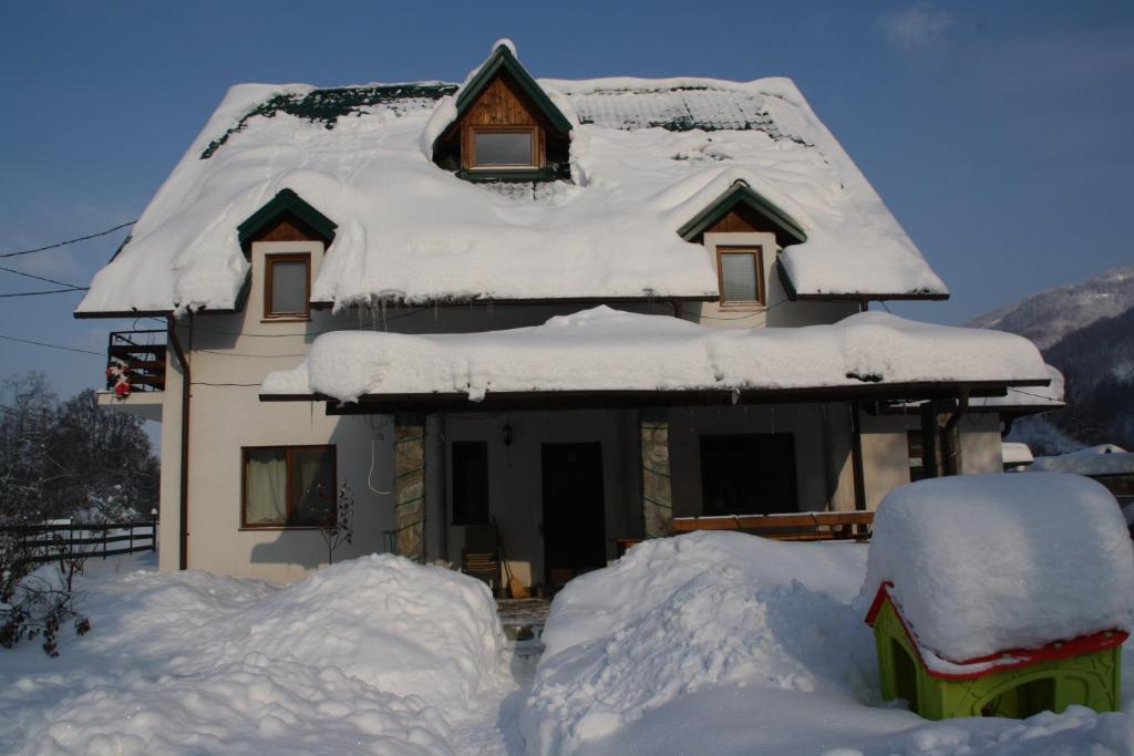 Vila Sucu Hotel Poiana Mărului Eksteriør billede